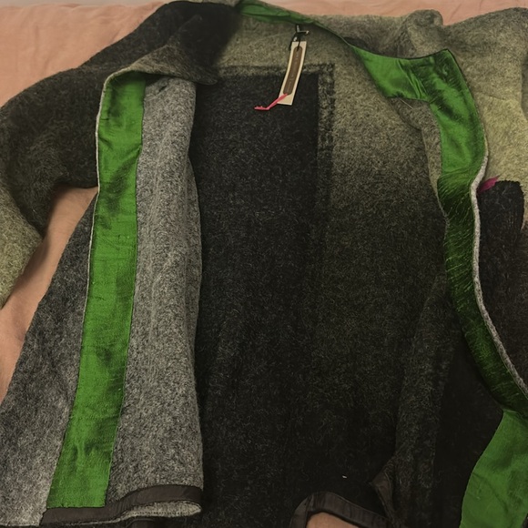 Mina Norton Jacket Wearable Art NWT size small - Picture 4 of 10